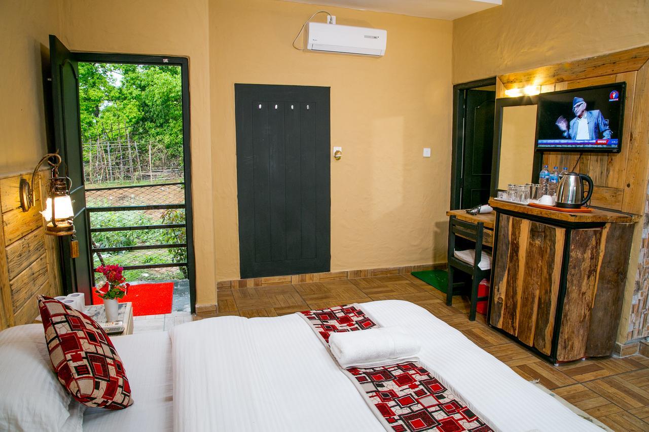 Hotel Tourist Residency Pokhara Exterior foto
